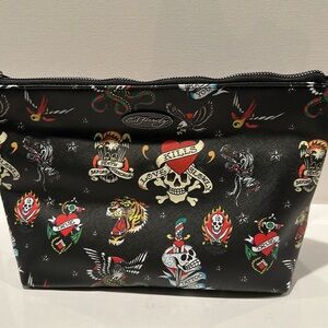 NWT Ed Hardy Large Love Kills Slowly Travel Toiletry Bag.